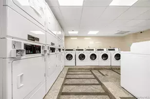 133-38 Sanford Ave, Flushing, NY 11355 - Photo 13