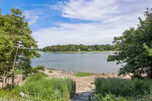 88 Dyke Rd, Setauket, NY 11733 - Photo 3