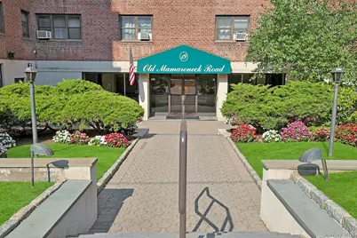 19 Old Mamaroneck Road #6M, White Plains, NY 10605 - Photo 23