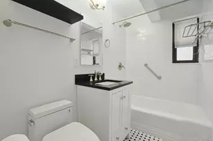 19 Old Mamaroneck Rd, White Plains, NY 10605 - Photo 19