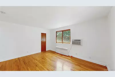 6063 84th Street, Middle Village, NY 11379 - Photo 17