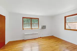 60-63 84th St, Middle Village, NY 11379 - Photo 15