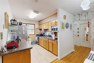 60-63 84th St, Middle Village, NY 11379 - Photo 11