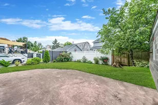 261 Beach 141st St, Rockaway Park, NY 11694 - Photo 7