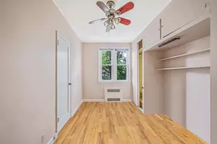 261 Beach 141st St, Rockaway Park, NY 11694 - Photo 13