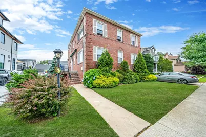 261 Beach 141st Street, Rockaway Park, NY 11694 - Photo 3