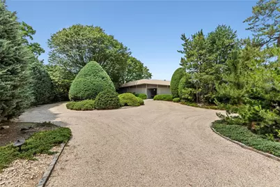 96 Old House Lane, Sands Point, NY 11050 - Photo 21