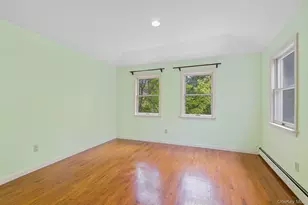 13 Whitney Cir, Glen Cove, NY 11542 - Photo 21