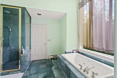 13 Whitney Circle, Glen Cove, NY 11542 - Photo 27