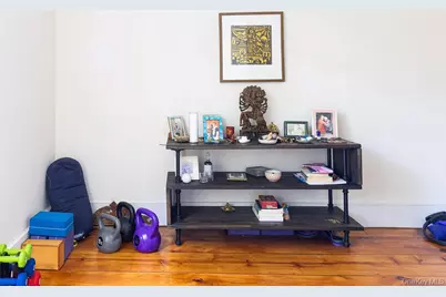 592 Landing Avenue, Smithtown, NY 11787 - Photo 41