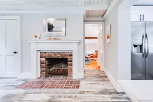 592 Landing Ave, Smithtown, NY 11787 - Photo 27