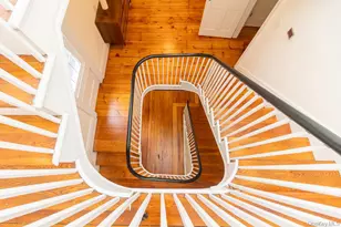 592 Landing Ave, Smithtown, NY 11787 - Photo 43