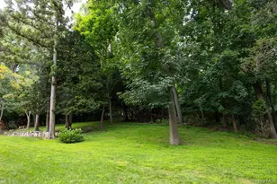 592 Landing Ave, Smithtown, NY 11787 - Photo 45