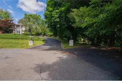 9 Oz Court, Spring Valley, NY 10977 - Photo 29