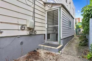 69-31 59th Rd, Maspeth, NY 11378 - Photo 23