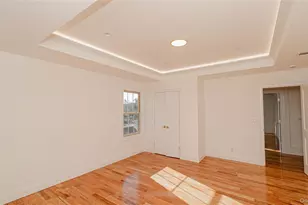 102 Cotton Ln, Levittown, NY 11756 - Photo 19