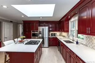 369 Phillips Hill Rd, New City, NY 10956 - Photo 13