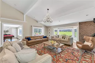 12 Overhill Ln, Roslyn, NY 11576 - Photo 15