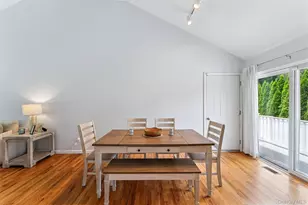 12 Hampton Bays Dr, Hampton Bays, NY 11946 - Photo 7