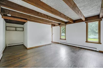 11 Rhoda Avenue, Smithtown, NY 11787 - Photo 19