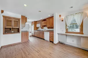 11 Rhoda Ave, Smithtown, NY 11787 - Photo 11