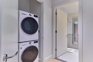 33 Westchester Pl, New Rochelle, NY 10801 - Photo 7