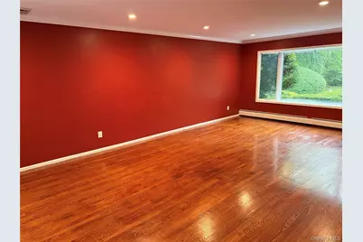 8 Lisa Drive, Dix Hills, NY 11746 - Photo 11