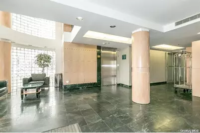 88 Cuttermill Road #112, Great Neck, NY 11021 - Photo 3