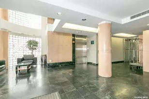 88 Cutter Mill Rd, Great Neck, NY 11021 - Photo 3