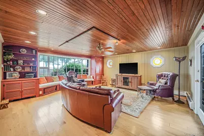 479 Asharoken Avenue, Northport, NY 11768 - Photo 13