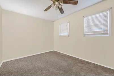 322 N Dunton Avenue, Patchogue, NY 11772 - Photo 15