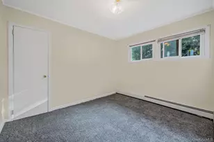 322 N Dunton Ave, Patchogue, NY 11772 - Photo 13