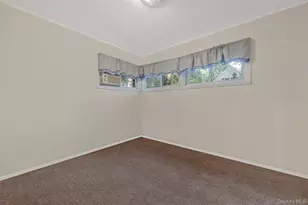 322 N Dunton Ave, Patchogue, NY 11772 - Photo 11