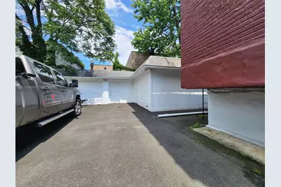 836 Revere Avenue, Bronx, NY 10465 - Photo 23