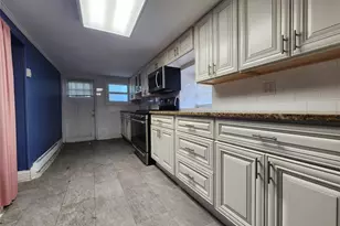 836 Revere Ave, Bronx, NY 10465 - Photo 13