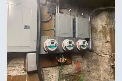 6557 Myrtle Avenue, Ridgewood, NY 11385 - Photo 3