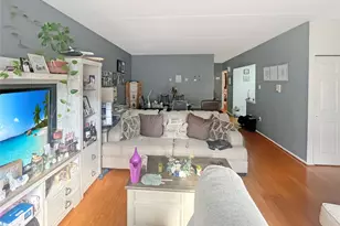 810 Courtlandt Ave, Bronx, NY 10451 - Photo 11