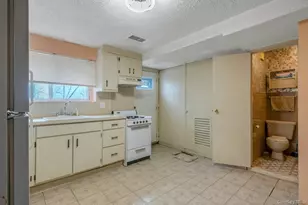 1103 Stadium Ave, Bronx, NY 10465 - Photo 11