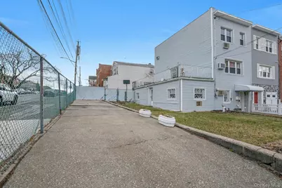 1103 Stadium Avenue, Bronx, NY 10465 - Photo 31