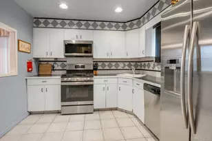 1103 Stadium Ave, Bronx, NY 10465 - Photo 19