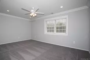 56 Overlook Dr, Farmingville, NY 11738 - Photo 9