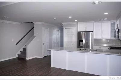 56 Overlook Drive #56, Farmingville, NY 11738 - Photo 3