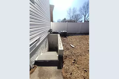 2167A Great Neck Road, Copiague, NY 11726 - Photo 17