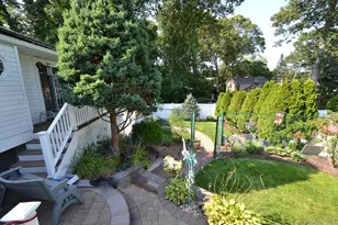 115 Arlington Rd, Ronkonkoma, NY 11779 - Photo 3