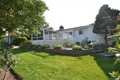 115 Arlington Road, Ronkonkoma, NY 11779 - Photo 5