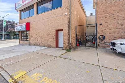 191-13 Jamaica Avenue, Hollis, NY 11423 - Photo 11