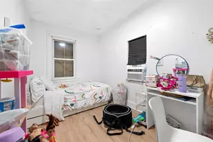 31-29 100th St, East Elmhurst, NY 11369 - Photo 17