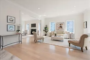 34 Woodland Pl, Great Neck, NY 11021 - Photo 7