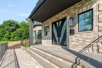 34 Woodland Place, Great Neck, NY 11021 - Photo 49