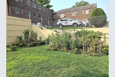 6019 Marathon Parkway #2-40, Little Neck, NY 11362 - Photo 15